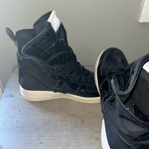Nike Patent leather Air Force 1’s - Picture 5 of 7